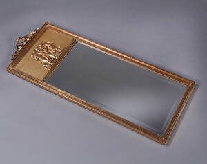 Spejl i ramme af forgyldt træ og gesso, empire stil, 1900-tallets anden halvdel