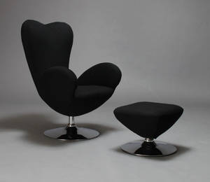 Moderne design hvilestol samt skammel