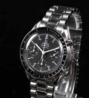Omega. Herrearmbåndsur, model Speedmaster Reduced
