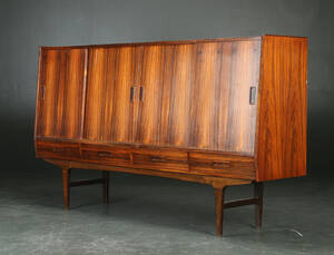 Skænk af fineret palisander, 1950erne