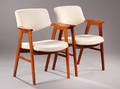 Erik Kirkegaard. Et par armstole af teak. 2