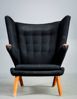 Hans J. Wegner bamsestol i koksgråsort uld
