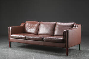 Stouby. Tre-pers. sofa, læder