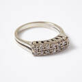 Ring 18 k vitguld diamanter