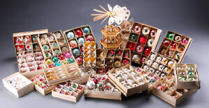 Samling julepynt, 1900-tallet 212 