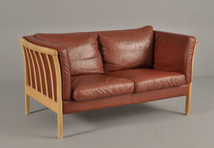 Stouby. To-pers. sofa Stouby. To-pers. sofa med stel af