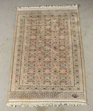 Orientalisk handknuten matta, Pakistan, 190 x 126,5 cm