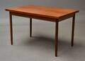 Dansk møbelproducent.. Spisebord af teak