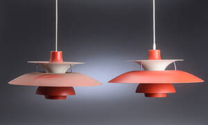 Poul Henningsen. Par PH5 pendler, rød 2