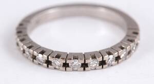 Alliancering med diamanter - ca. 0.36 ct. 