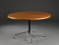 Ray og Charles Eames. Cirkulært bord model Segmented Table Ø 130