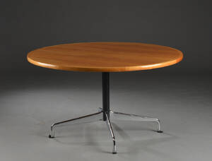 Ray og Charles Eames. Cirkulært bord model Segmented Table Ø 130