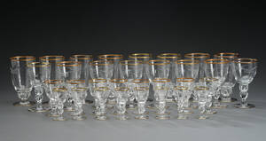 Lyngby glas, Mågeglas med guldkant 32