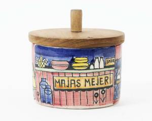 Burk med lock, Vår lilla stad, Jie