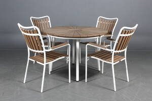 Daneline Havemøbler. Rundt havebord samt fire armstole, artwood  5