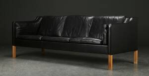 Børge Mogensen. Tre-pers. sofa, sort læder, model 2213