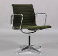Charles Eames Armstol, model EA108 hopsak  mørkgrøn