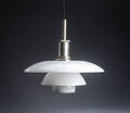 Poul Henningsen. PH 4½-4 pendel med skærme af opal glas,