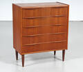 Dansk møbelproducent 1960-erne. Kommode af fineret teak