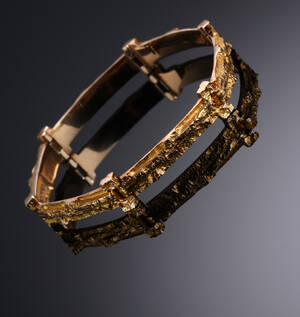 Björn Weckström for Lapponia. Moderne armlænke af 14 kt. guld, anno 1973