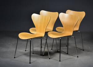 Arne Jacobsen  - 4 syverstole model 3107 - bøg 4