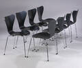 Arne Jacobsen. Syveren, otte stole model 3107 med løse hynder 8 