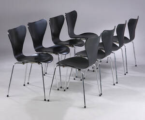 Arne Jacobsen. Syveren, otte stole model 3107 med løse hynder 8 