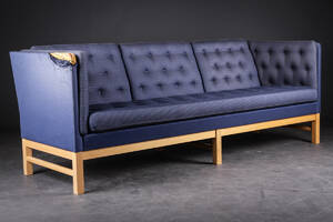 Erik Jørgensen. Tre-pers. sofa, model EJ-315  