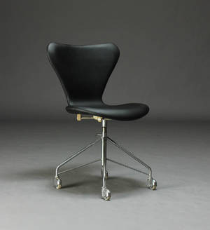 Arne Jacobsen. Kontorstol model 3117