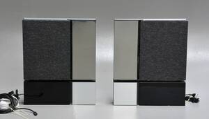 Bang Olufsen. Et par BeoLab 4500 højttalere