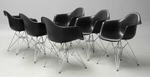 Charles Eames. Sæt på seks armstole, model DAR 6   Denne vare er sat til omsalg under nyt varenummer 4103986