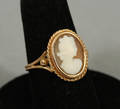 Ring prydd med camé 18K