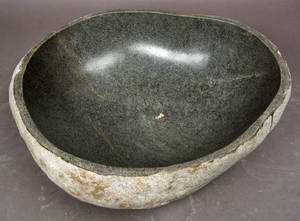 Unika trug  fuglebad i stor flodsten