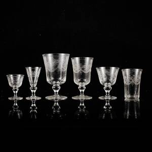 Glasservis, ca. 80 delar