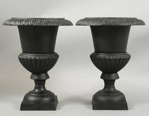 Urnor 1 par gjutjärn 2