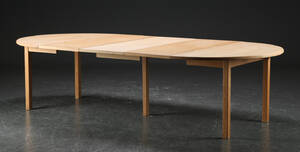 Kurt Østervig. Spisebord med udtræk, eg 5