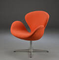 Arne Jacobsen. Svanen, lænestol, uld