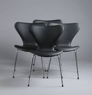 Arne Jacobsen 1902-1971. Stole model 3107 med sort Savanne læder 4