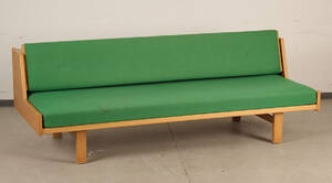 H. J. Wegner. Briks  daybed
