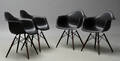 Charles Eames. Sæt på fire armstole, model DAW 4 Denne vare er sat til omsalg under nyt varenummer 4331924
