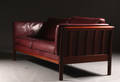 Dansk møbelproducent. Tre-pers. sofa