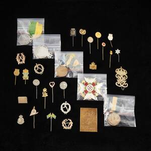 Medaljer,  pins