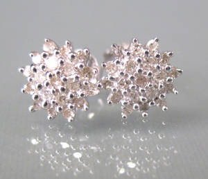 Diamantørestikkere ca. 0,30 ct.