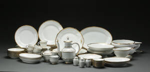Bing Grøndahl. Offenbach service af porcelæn 69