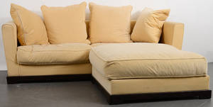 Soffa med pall, tresits 2