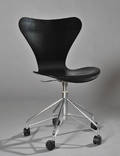 Arne Jacobsen. Kontorstol, model 3117