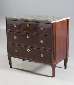 Byrå, gustavianskstil 1900-tal