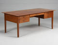 Dansk snedkermester. Fritstående skrivebord, mahogni