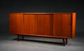 Skænk af fineret teak, 1960erne