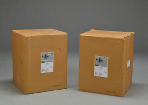 ID design. Par væglamper. Sortlakeret metal 2